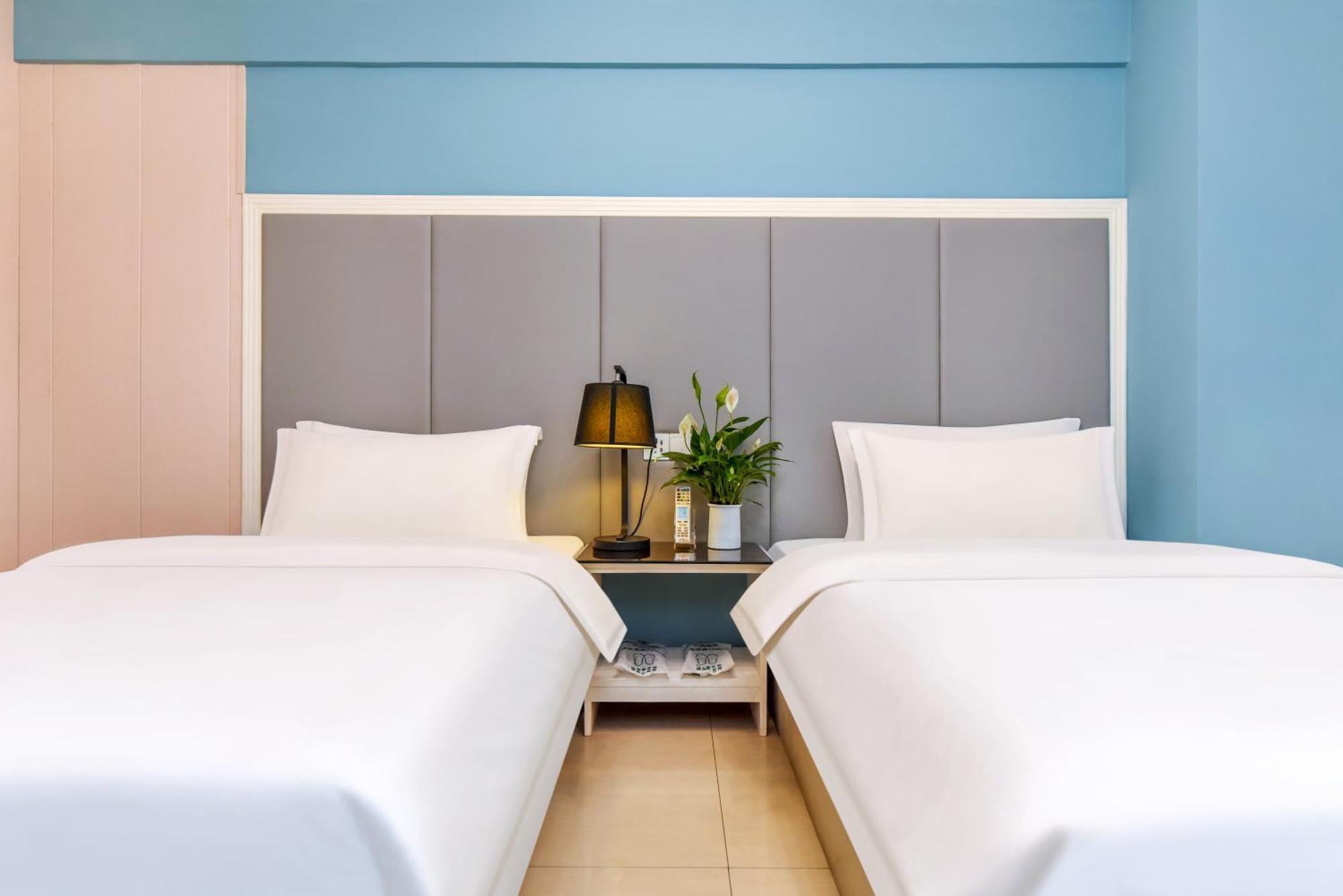 If Hotel Csungking Kültér fotó